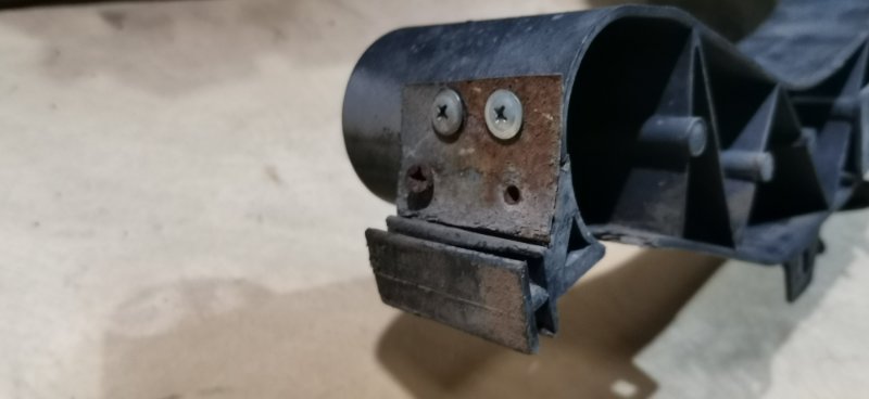 Рамка радиатора Mercedes Vito 2011 639 рест