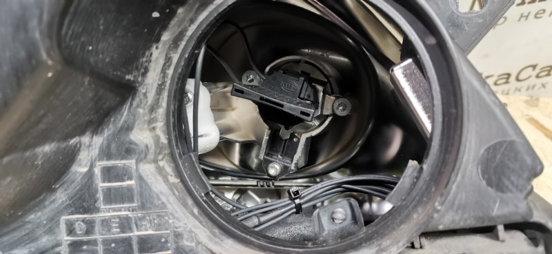 Фара Mercedes Vito 2011 639 рест