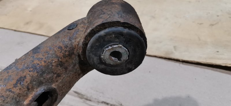 Рычаг подвески Mercedes Vito 2011 639 рест