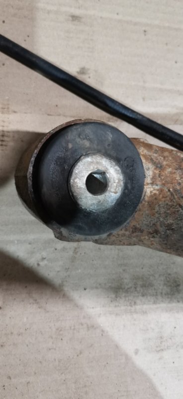 Рычаг подвески Mercedes Vito 2011 639 рест