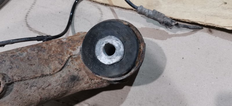 Рычаг подвески Mercedes Vito 2011 639 рест