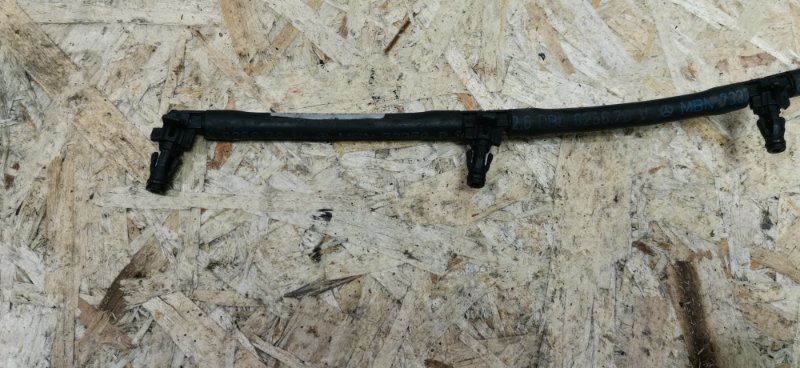 Трубка обратки форсунок Mercedes Vito 2011 639 рест