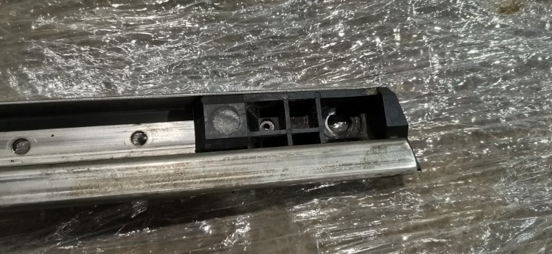 Направляющая сдвижной двери Mercedes VIANO 2011 639 рест