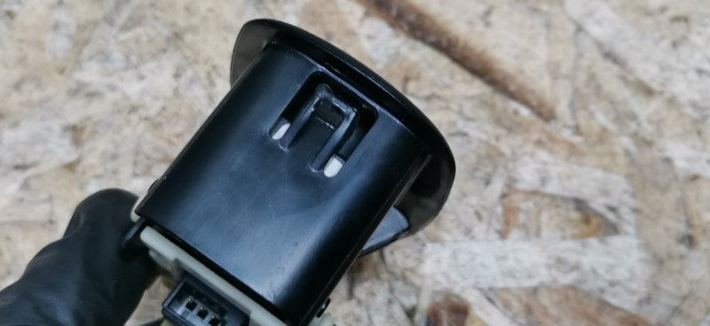 Кнопка люка Mercedes VIANO 2011 639 рест