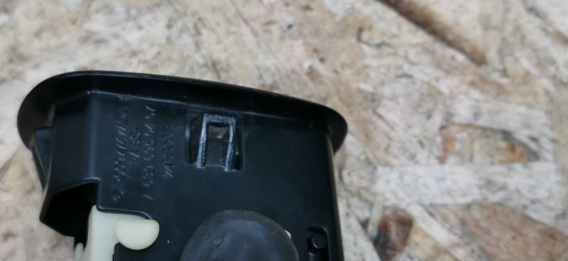 Кнопка люка Mercedes VIANO 2011 639 рест