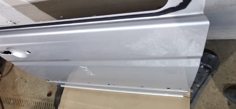 Дверь сдвижная Mercedes VIANO 2011 639 рест