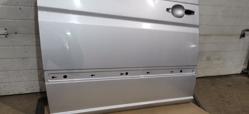 Дверь сдвижная Mercedes VIANO 2011 639 рест