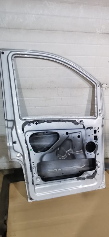 Дверь Mercedes VIANO 2011 639 рест