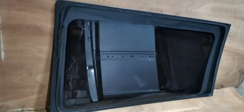 Стекло сдвижной двери Mercedes VIANO 2011 639 рест