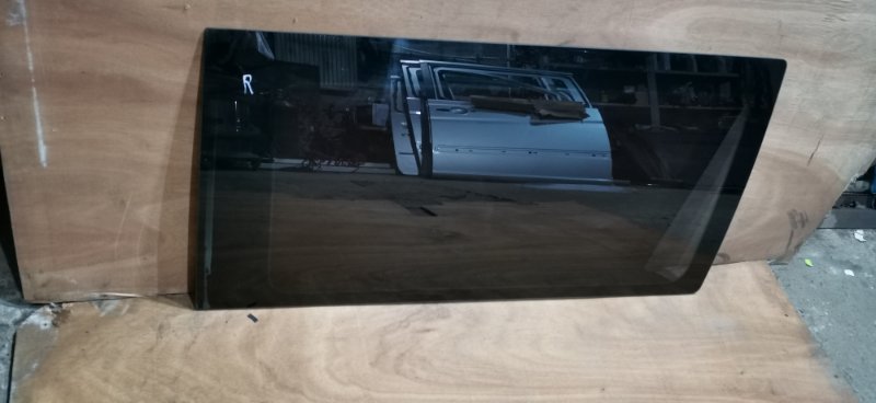 Стекло сдвижной двери Mercedes VIANO 2011 639 рест