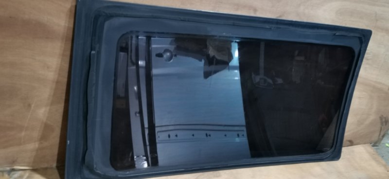 Стекло сдвижной двери Mercedes VIANO 2011 639 рест