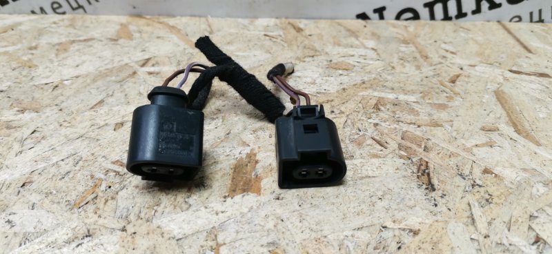 Разъем насоса бачка омывателя Mercedes VIANO 2011 639 рест