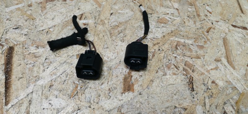 Разъем насоса бачка омывателя Mercedes VIANO 2011 639 рест