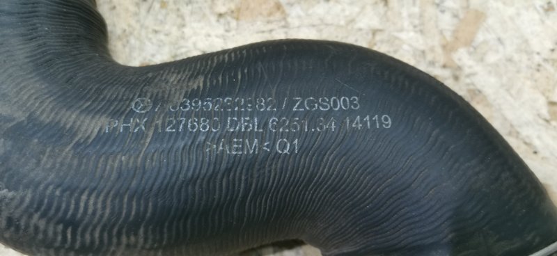 Патрубок интеркулера Mercedes VIANO 2011 639 рест