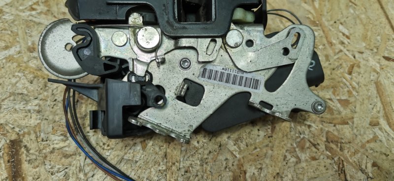 Замок сдвижной двери Mercedes VIANO 2011 639 рест