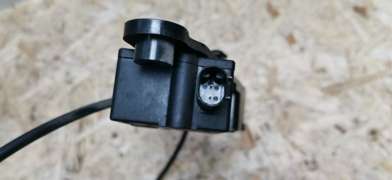 Привод замка сдвижной двери Mercedes VIANO 2011 639 рест