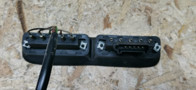 Контакты сдвижной двери Mercedes VIANO 2011 639 рест