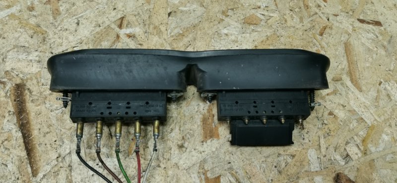 Контакты сдвижной двери Mercedes VIANO 2011 639 рест