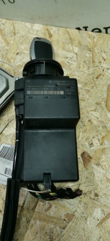 Блок управления двигателем Mercedes VIANO 2011 639 рест