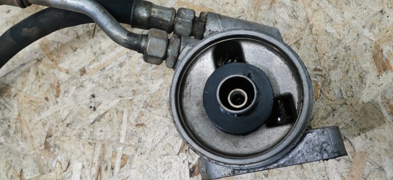 Корпус масляного фильтра Mercedes W123 1978 230