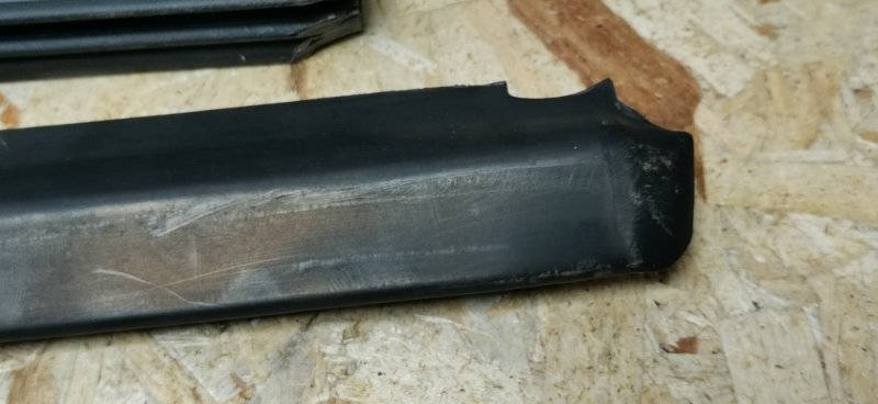 Молдинг стекла Mercedes VIANO 2011 639 рест