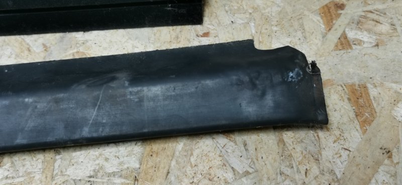 Молдинг стекла Mercedes VIANO 2011 639 рест