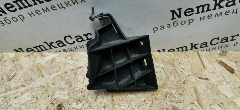 Кронштейн расширительного бачка Mercedes VIANO 2011 639 рест