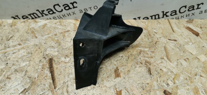 Кронштейн расширительного бачка Mercedes VIANO 2011 639 рест