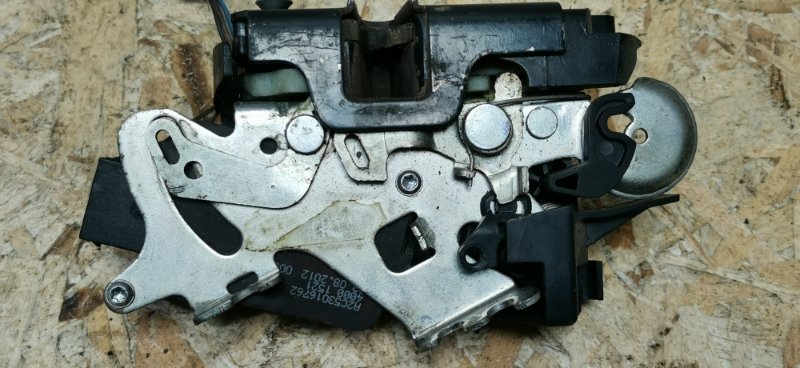 Замок сдвижной двери Mercedes VIANO 2011 639 рест