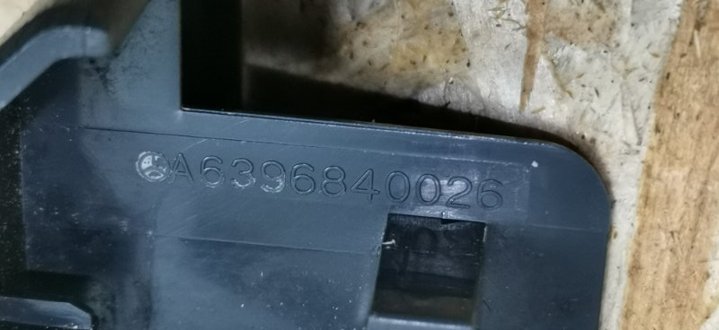 Заглушка полозьев сиденья Mercedes VIANO 2011 639 рест