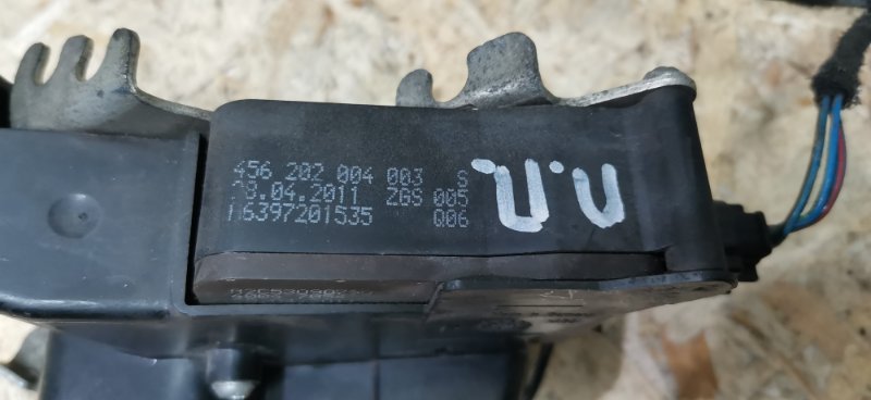 Замок двери Mercedes VIANO 2011 639 рест