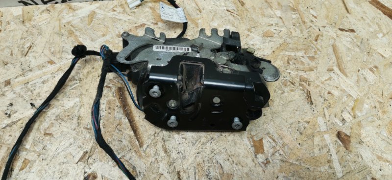 Замок двери Mercedes VIANO 2011 639 рест