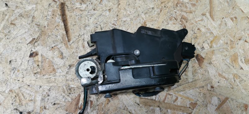 Замок двери Mercedes VIANO 2011 639 рест