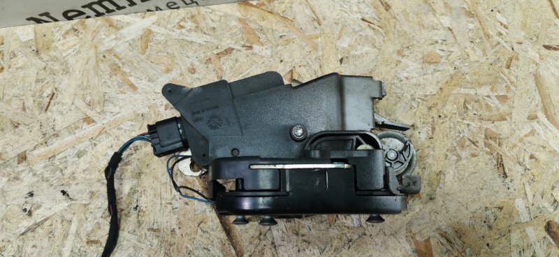 Замок двери Mercedes VIANO 2011 639 рест