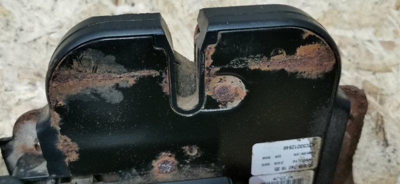 Замок двери багажника Mercedes VIANO 2011 639 рест