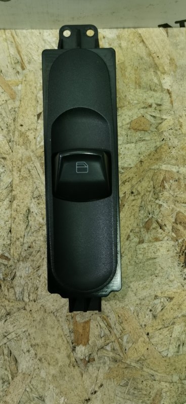 Кнопка стеклоподъемника Mercedes VIANO 2011 639 рест