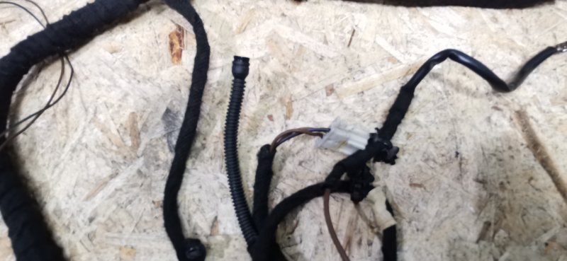 Проводка двери багажника Mercedes VIANO 2011 639 рест