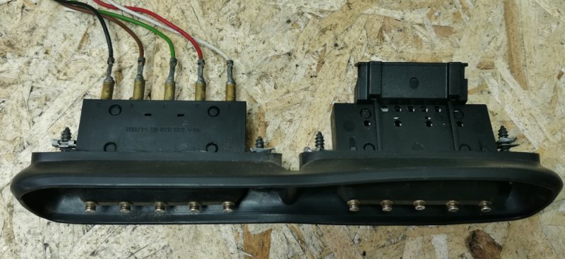 Контакты сдвижной двери Mercedes VIANO 2011 639 рест