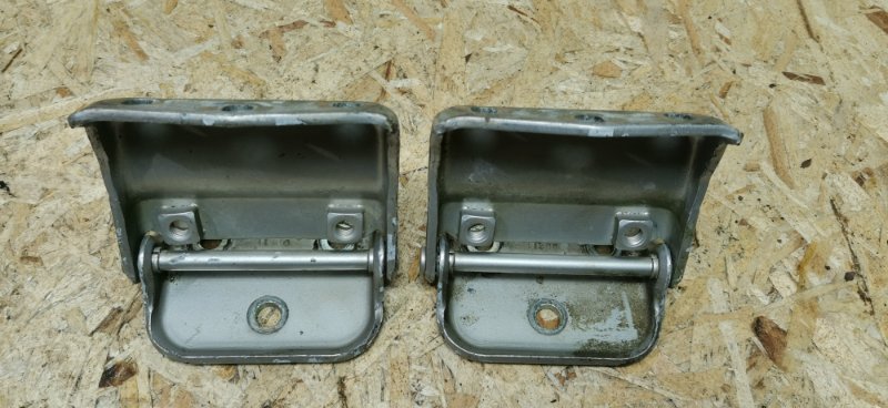 Петли двери багажника Mercedes VIANO 2011 639 рест