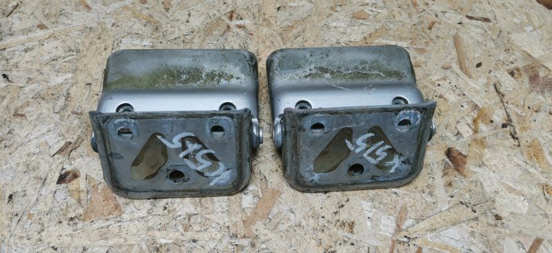 Петли двери багажника Mercedes VIANO 2011 639 рест