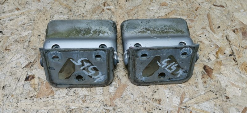 Петли двери багажника Mercedes VIANO 2011 639 рест