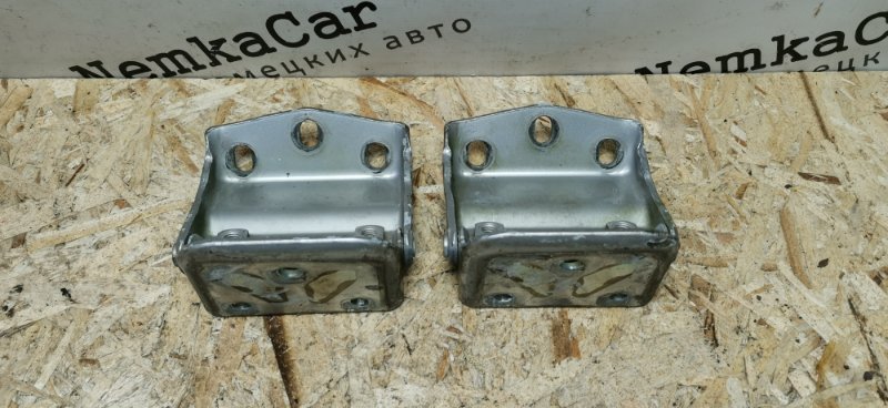 Петли двери багажника Mercedes VIANO 2011 639 рест