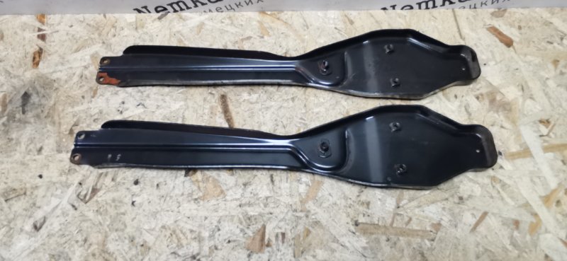 Кронштейн привода сдвижной двери Mercedes VIANO 2011 639 рест