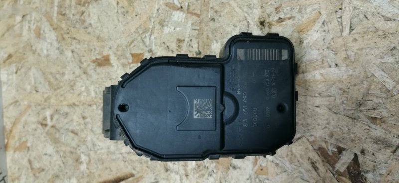 Дроссельная заслонка Mercedes VIANO 2011 639 рест