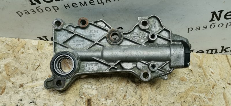 Кронштейн масляного фильтра Mercedes VIANO 2011 639 рест