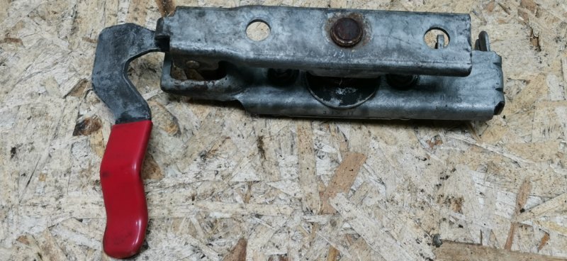 Замок капота Mercedes VIANO 2011 639 рест