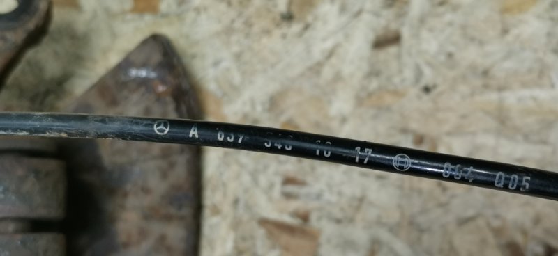 Кулак поворотный Mercedes VIANO 2011 639 рест