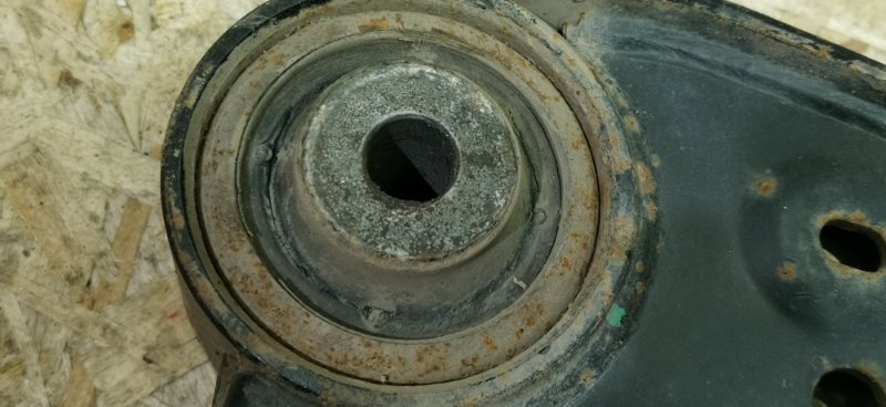 Рычаг подвески Mercedes VIANO 2011 639 рест