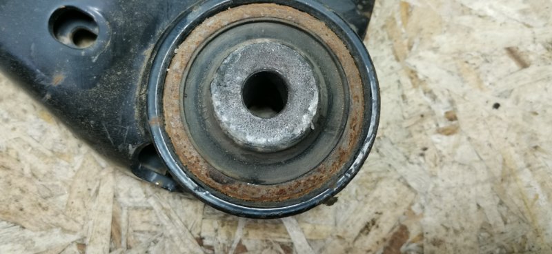 Рычаг подвески Mercedes VIANO 2011 639 рест