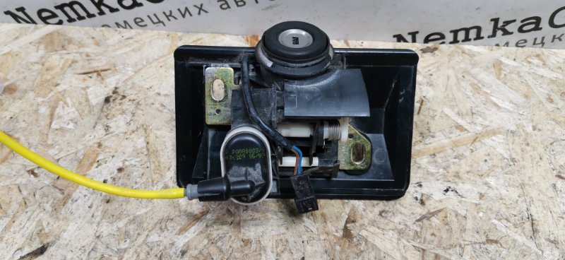 Замок багажника Mercedes W210 Рест 2000 Седан